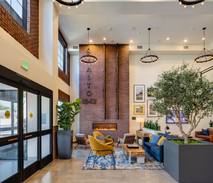 Ayres Hotel Rialto/Fontana