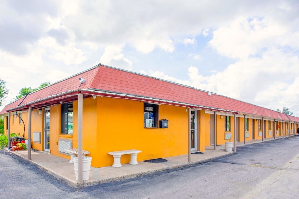 Budget Inn By OYO Edinburg Hwy 281