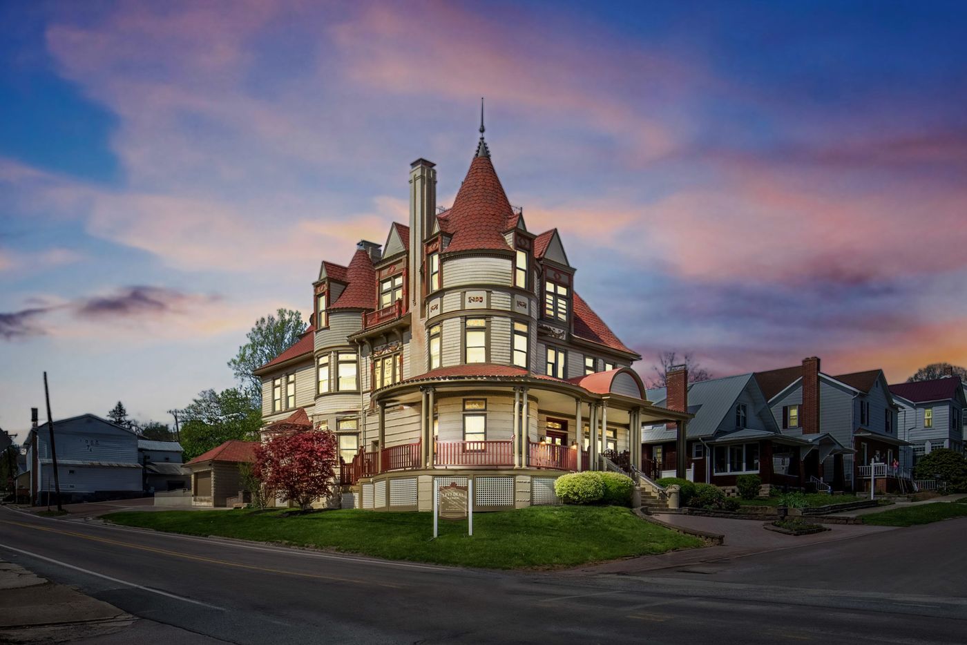 Levi Deal Mansion Bed and Breakfast