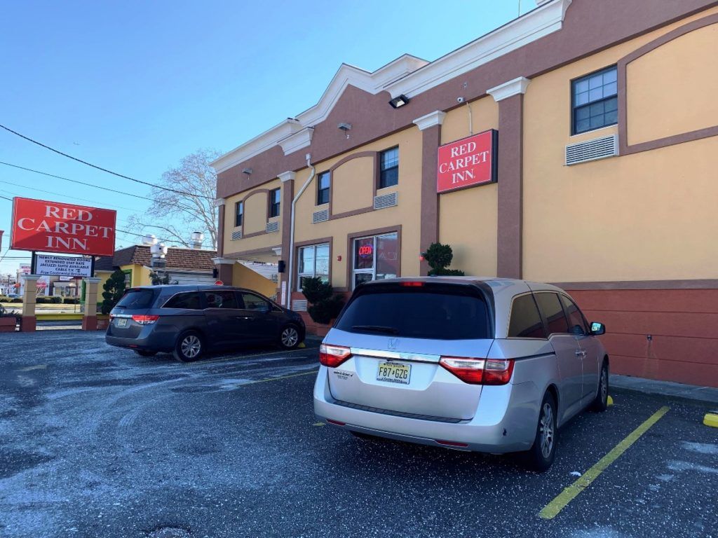 Red Carpet Inn