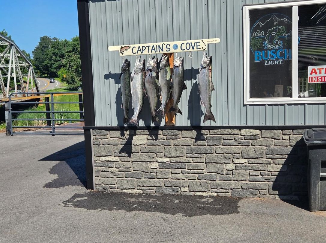 Captain's Cove Motel & Marina