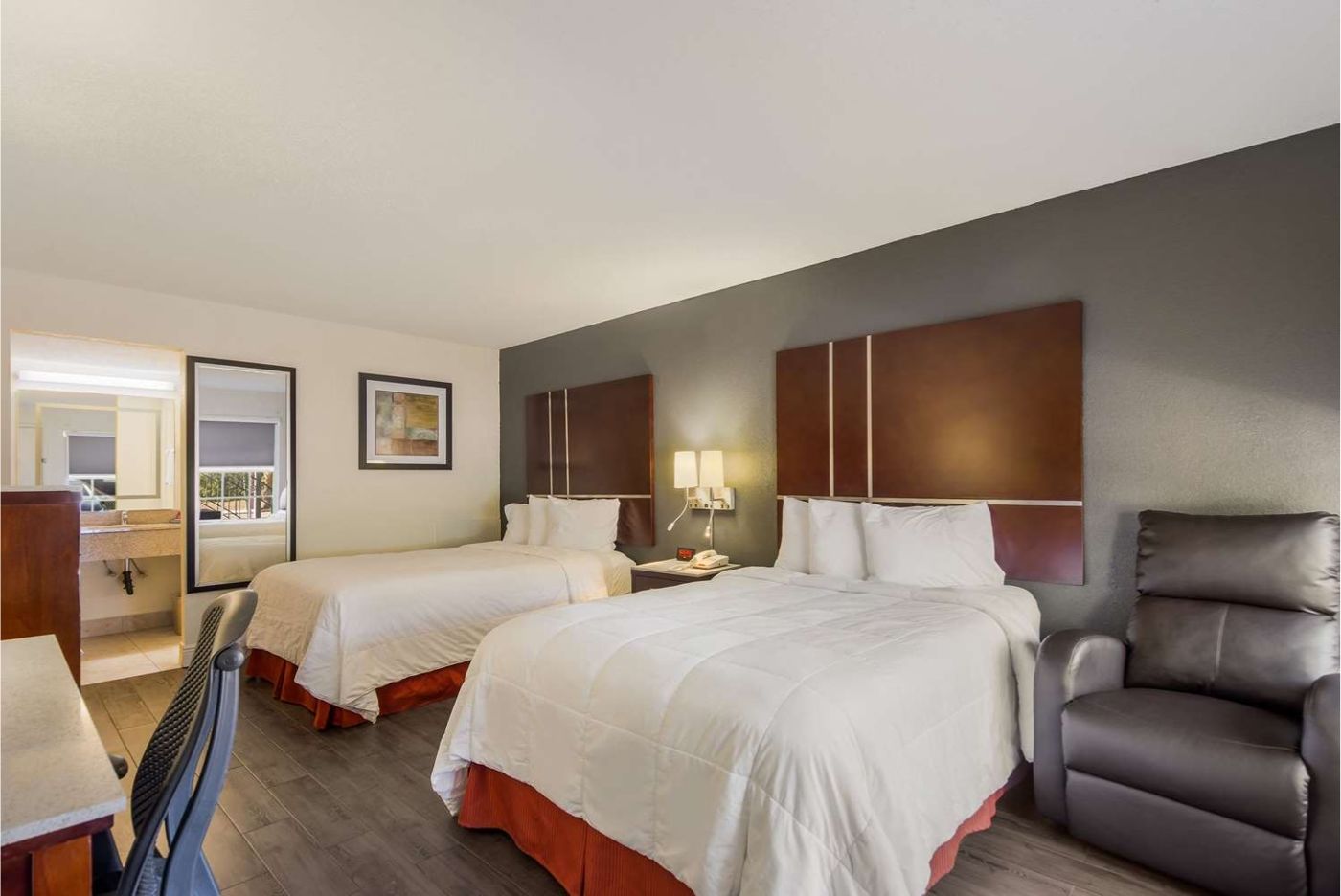 SureStay by Best Western Sarasota Lido Beach