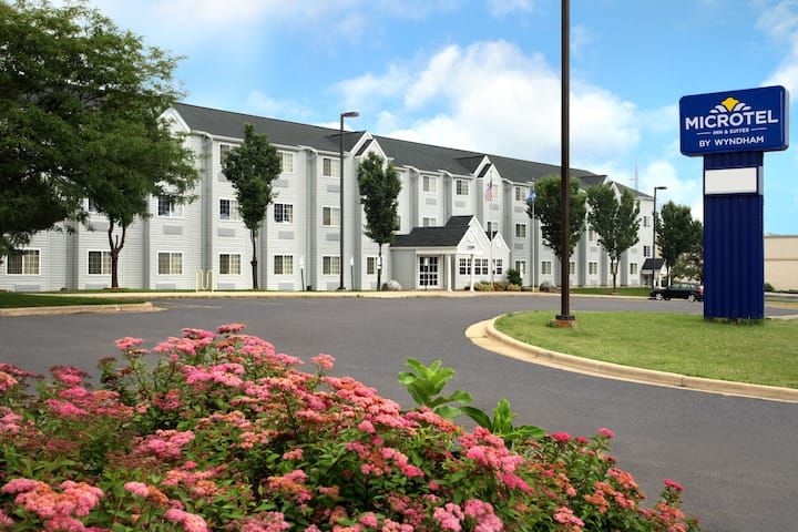 Microtel Inn and Suites by Wyndham