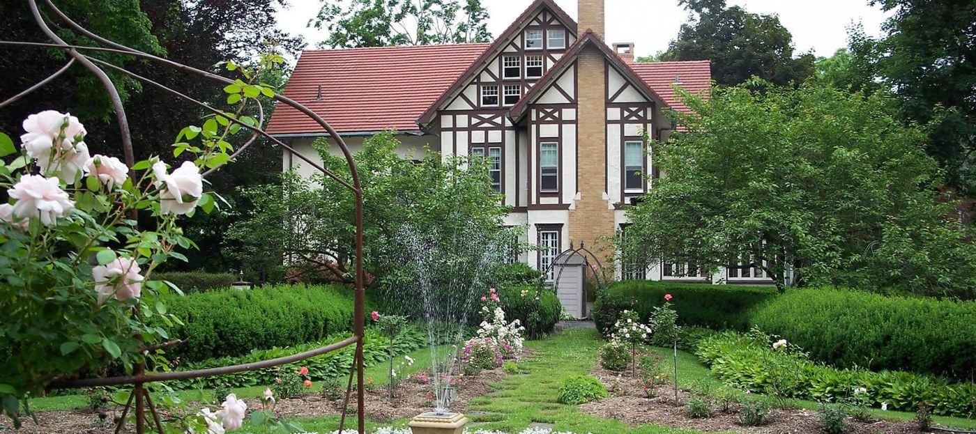 Vintage Gardens Bed and Breakfast