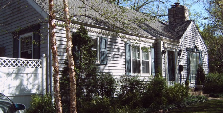 Moore House Bed and Breakfast