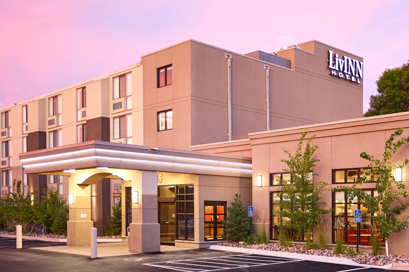 LivINN Hotel St. Paul I-94 East 3M Area