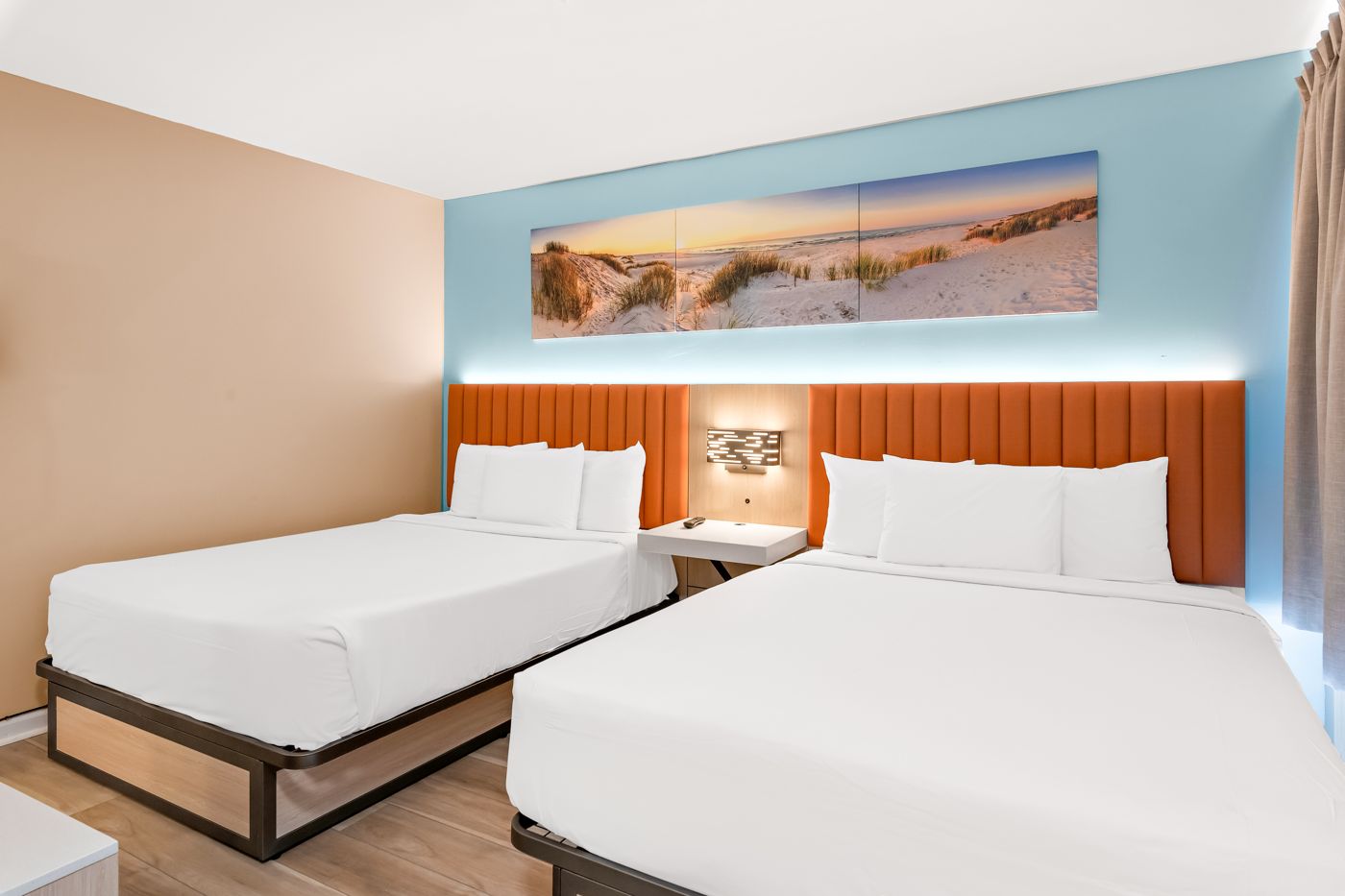 Mango Motel