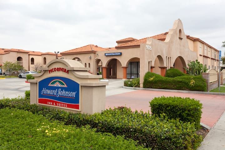 Howard Johnson