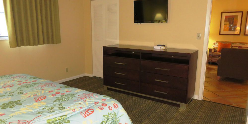 Surfsider Resort