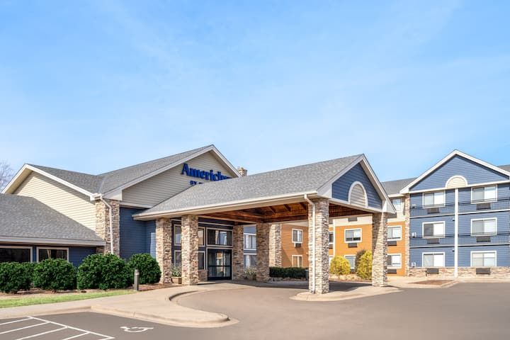 AmericInn
