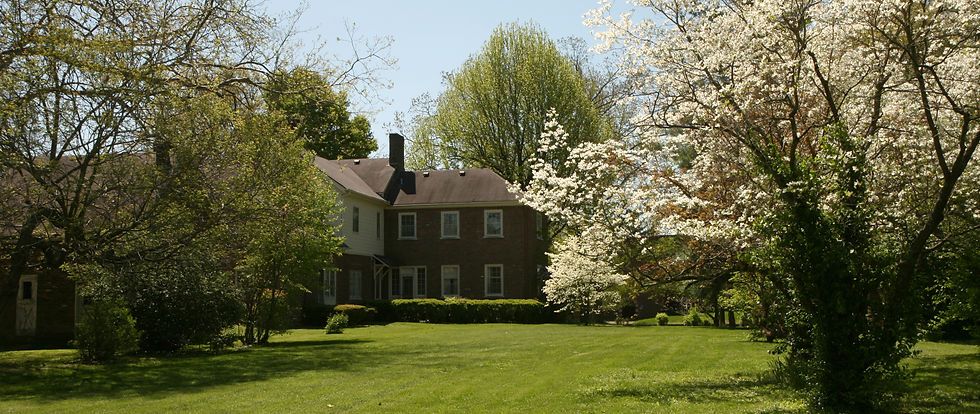 Charred Oaks Inn