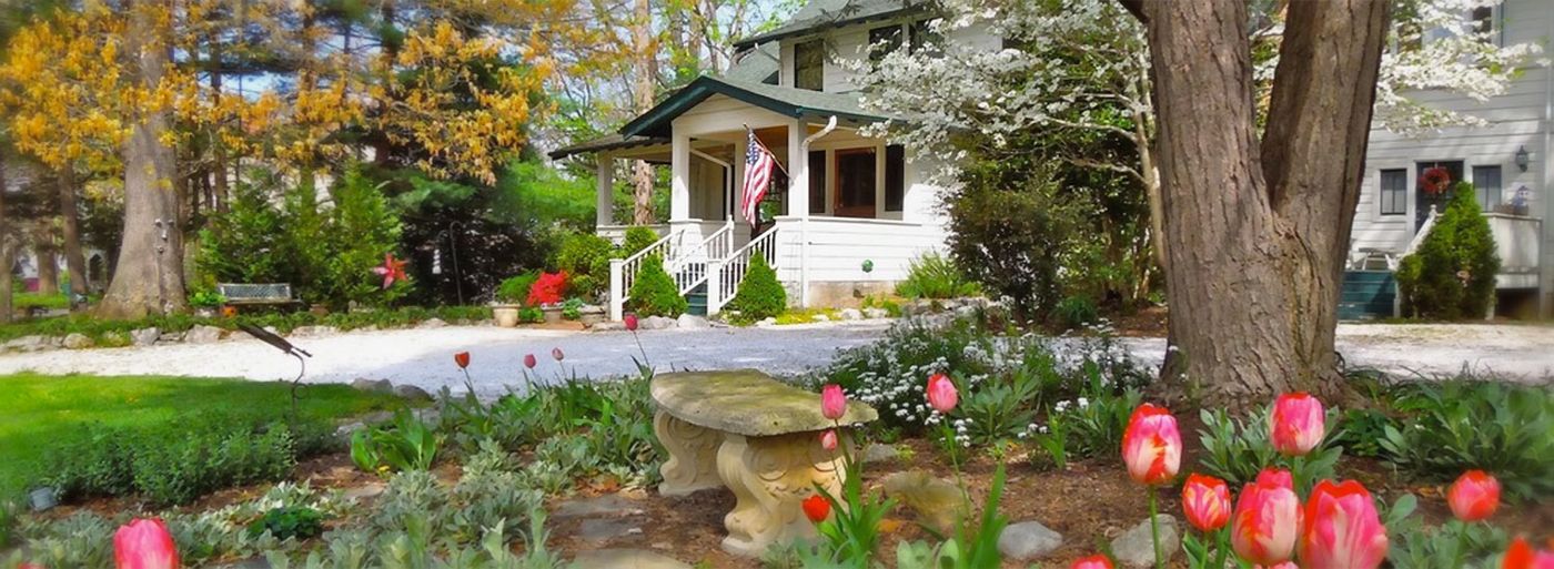Oakland Cottage Bed and Breakfast