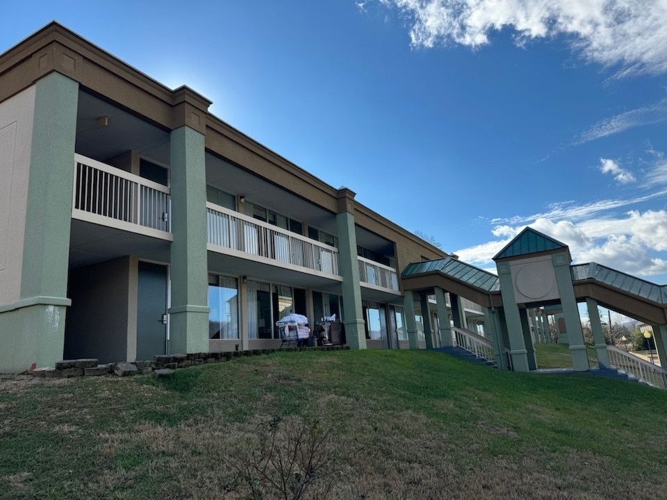 OYO Hotel Harriman near I-40