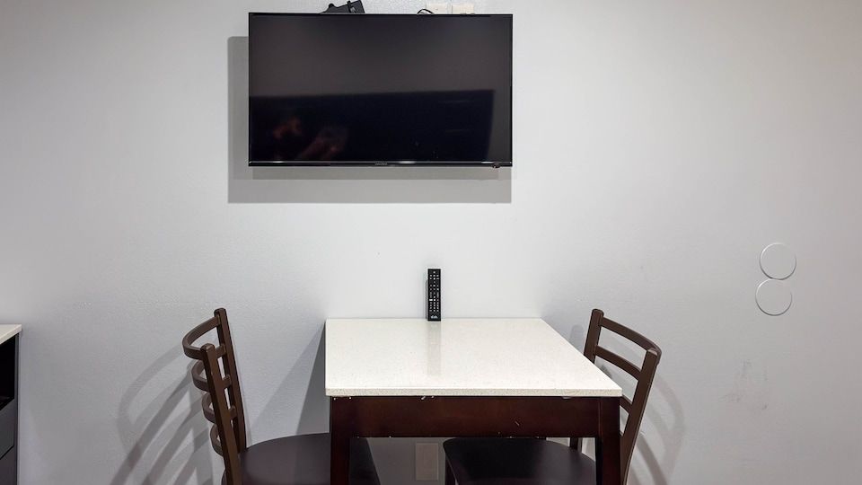 Studio 6 Oakland, CA – San Francisco Berkeley Area