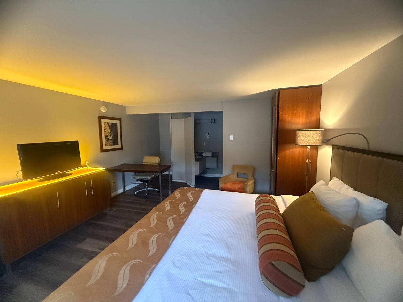 Naval Suites by FairBridge