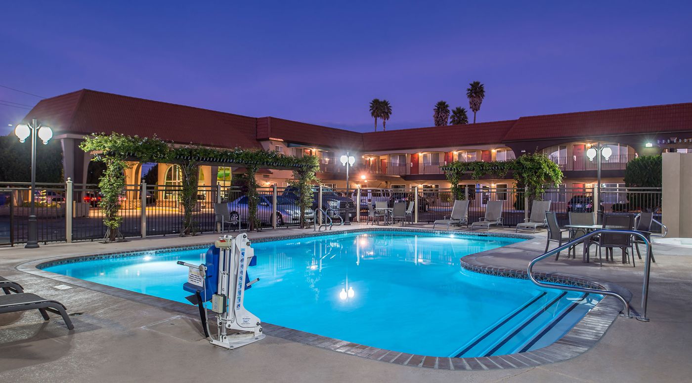 Laurel Inn