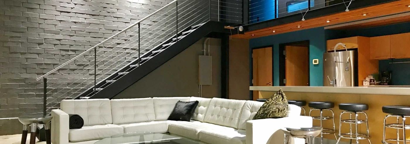 Hangar Lofts Hotel