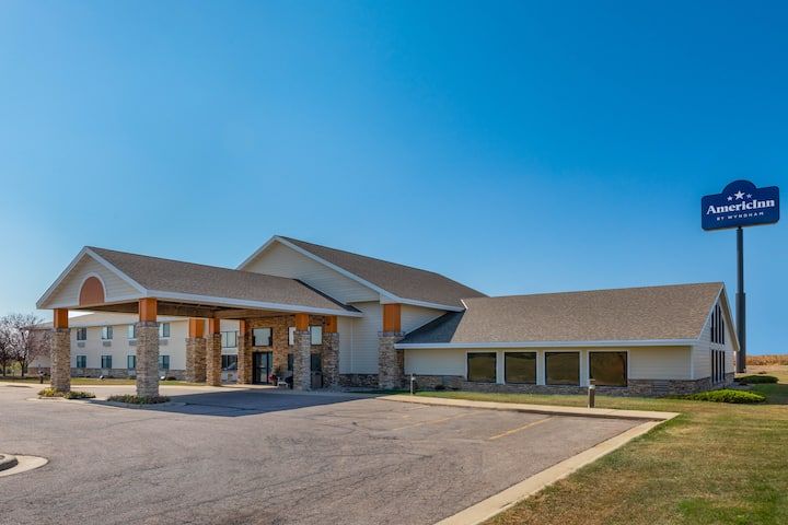 AmericInn by Wyndham Jackson
