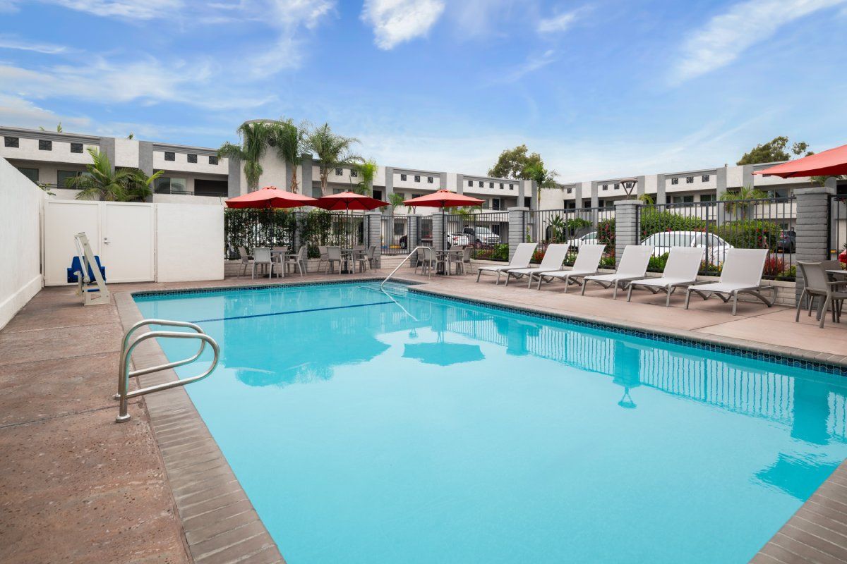 Solara Inn and Suites