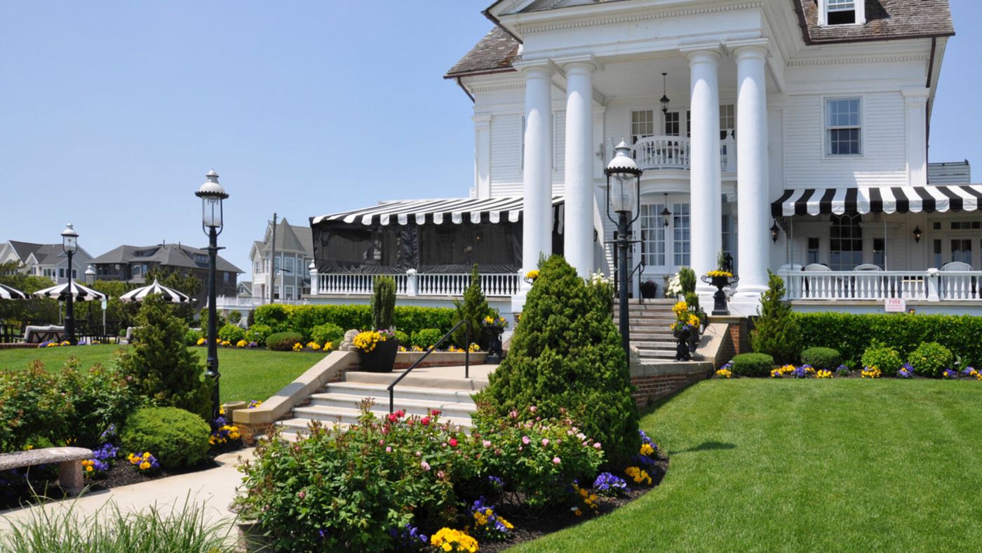 Peter Shields Inn & Restaurant