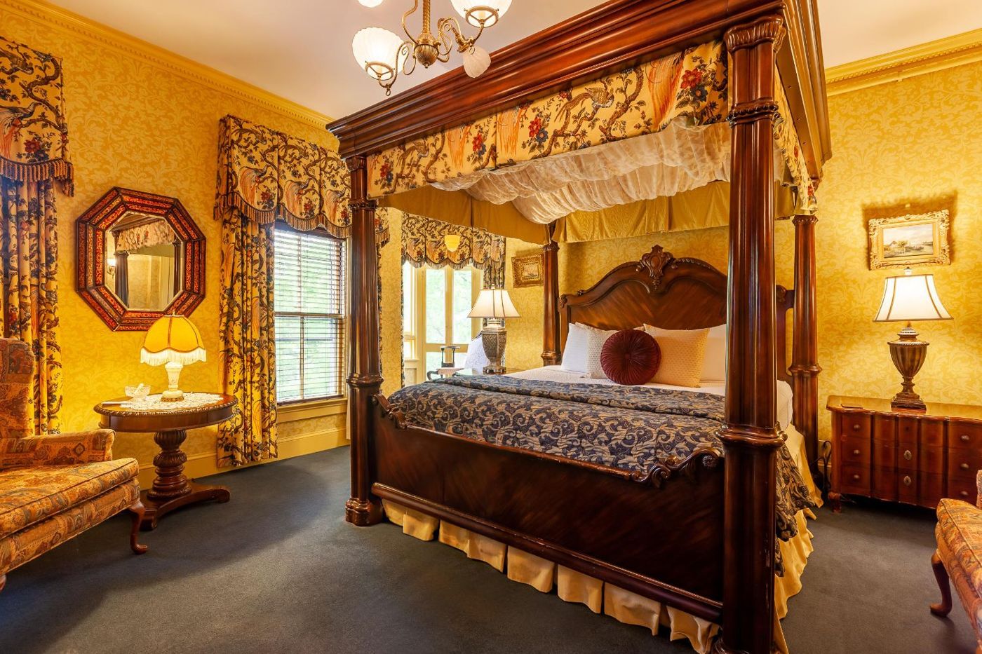 Ivy Lodge Bed and Breakfast