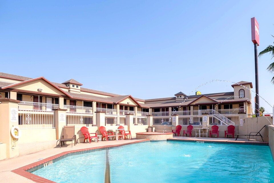 OYO Hotel McAllen Airport South