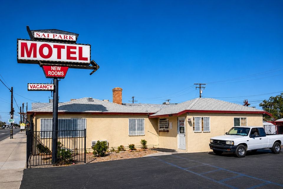 Sai Park Motel