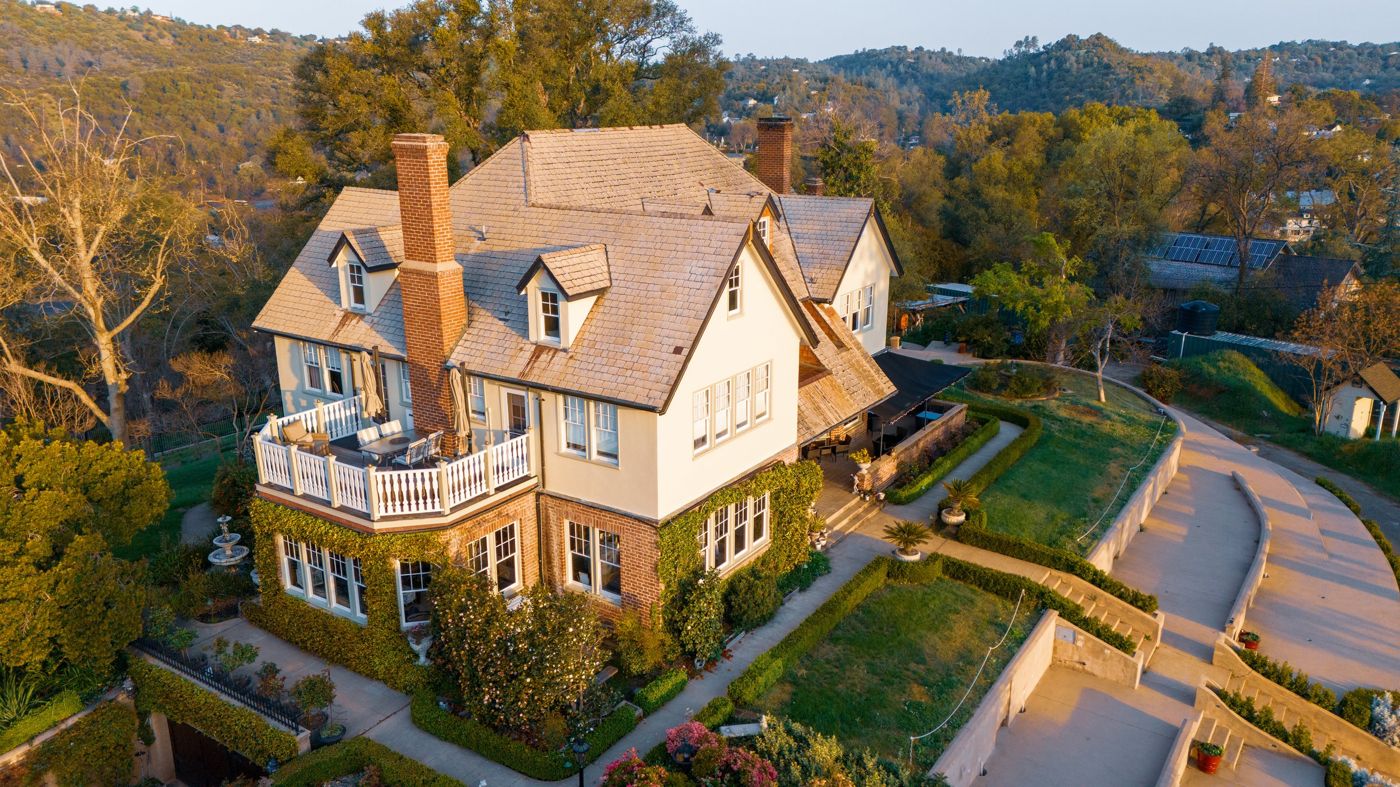 The Inn on Knowles Hill Boutique Hotel