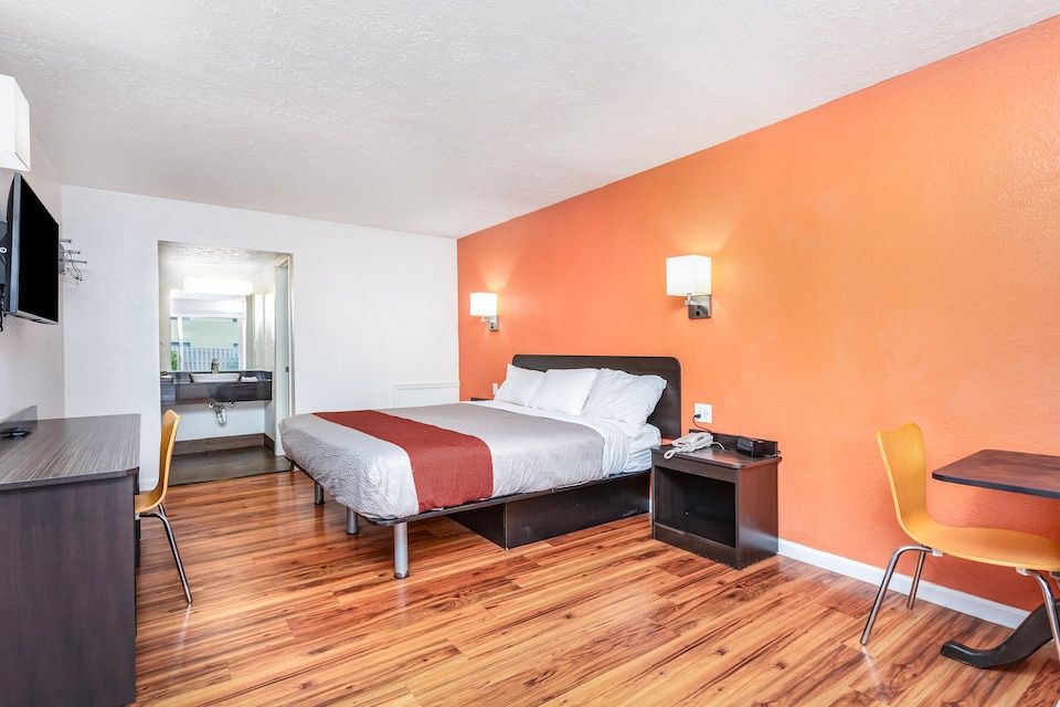 Relax Inn by OYO Columbus OH I 70