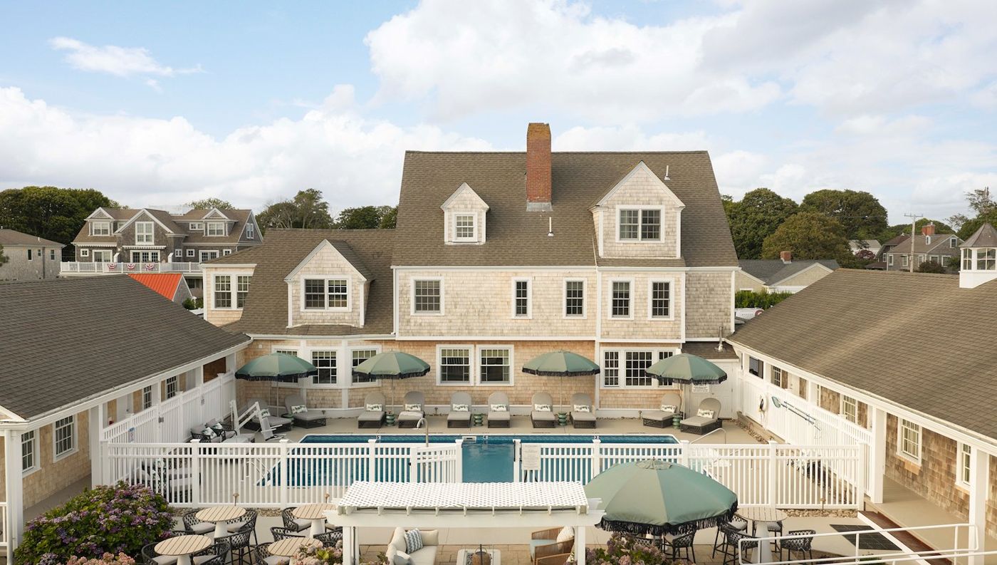 Beach Breeze Inn