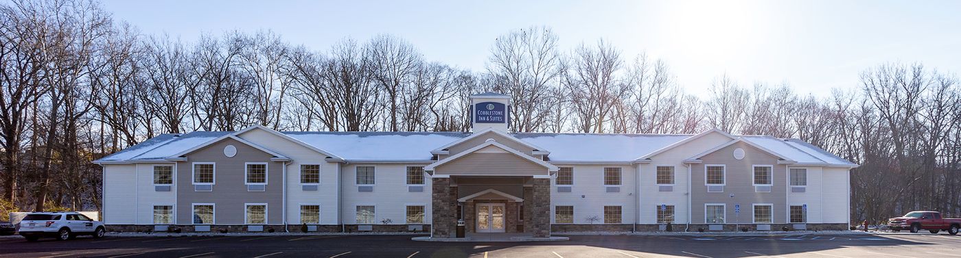 Cobblestone Inn and Suites