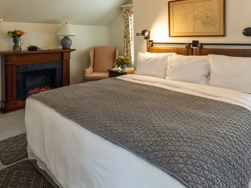 Willis Graves Bed & Breakfast