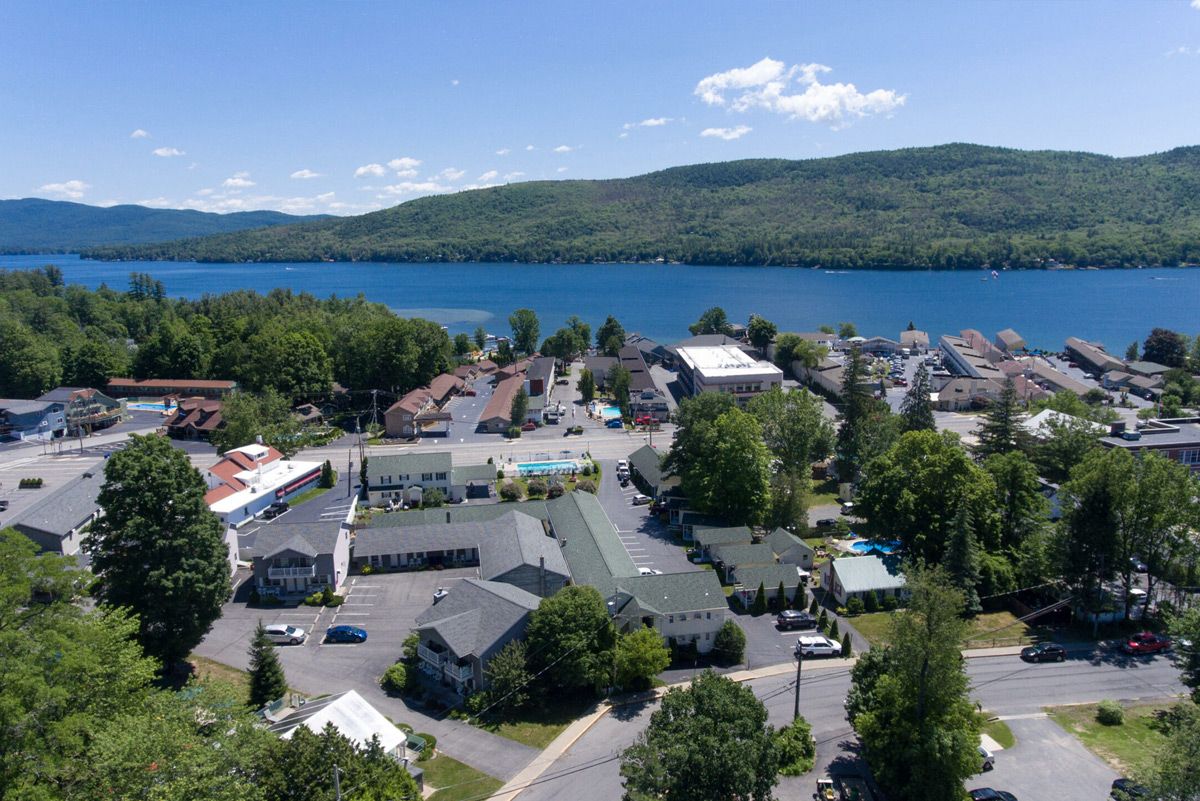 Adirondack Retreat Inn & Suites