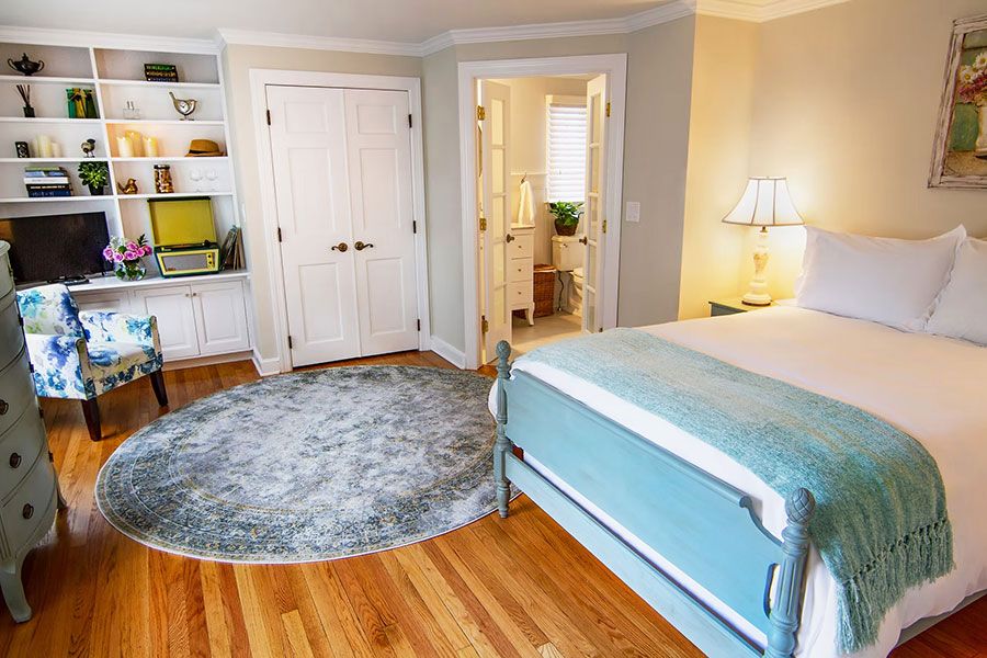 Homestead Bed & Breakfast | Madison, CT