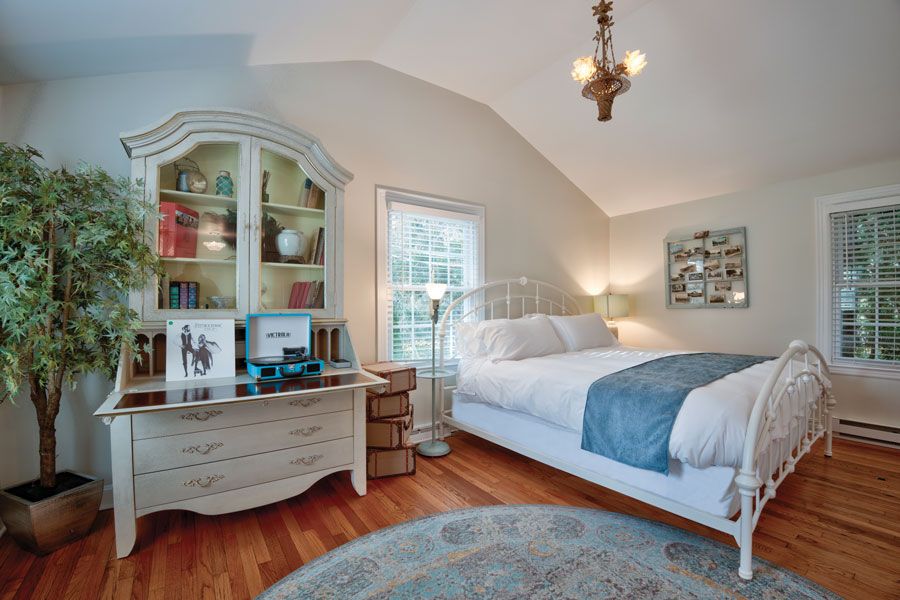 Homestead Bed & Breakfast | Madison, CT