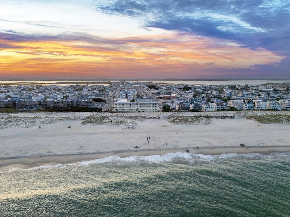 Drifting Sands Oceanfront Hotel