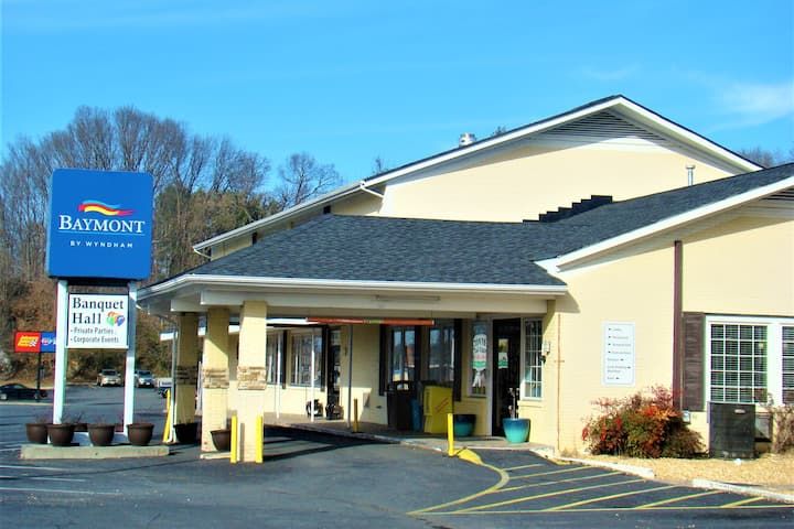 Baymont by Wyndham Front Royal