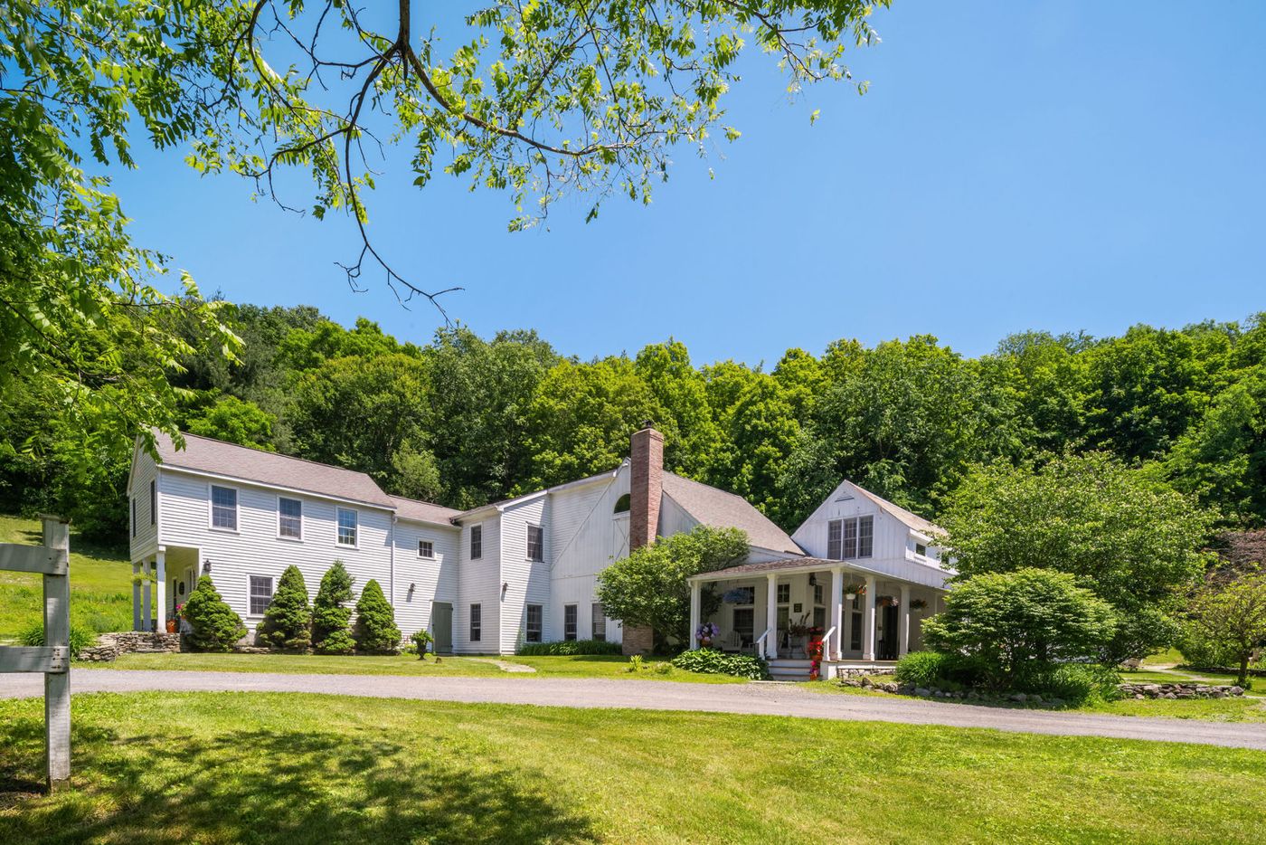 The Inn at Silver Maple Farm