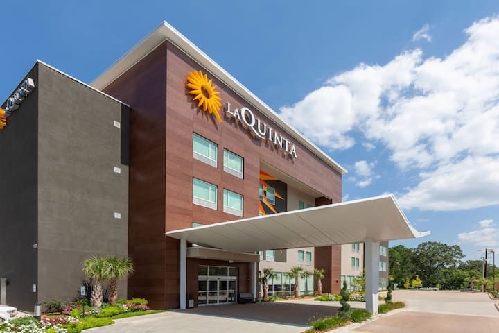 La Quinta by Wyndham Lafayette Oil Center
