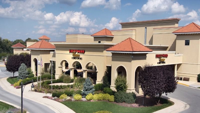 The Inn at Hollywood Casino