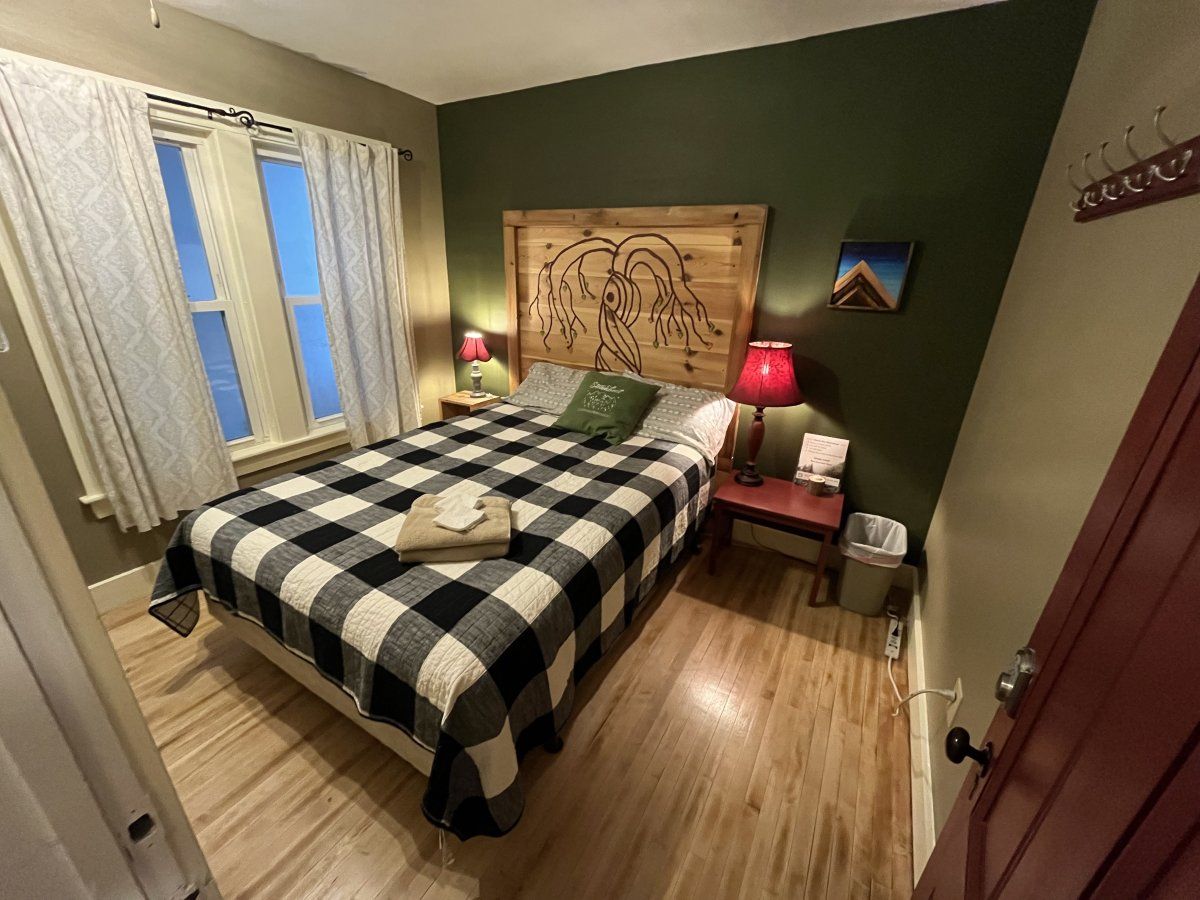 CoHo: Conway Hostel