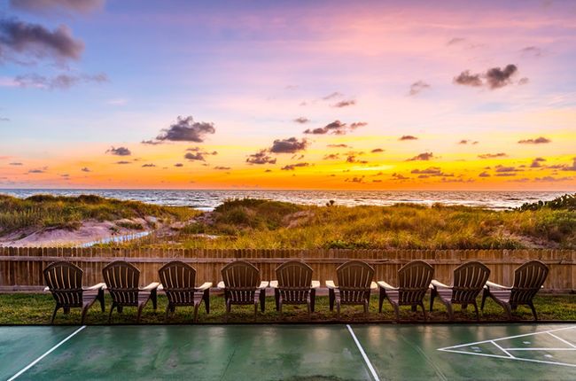 Emerald Seas Beach Club