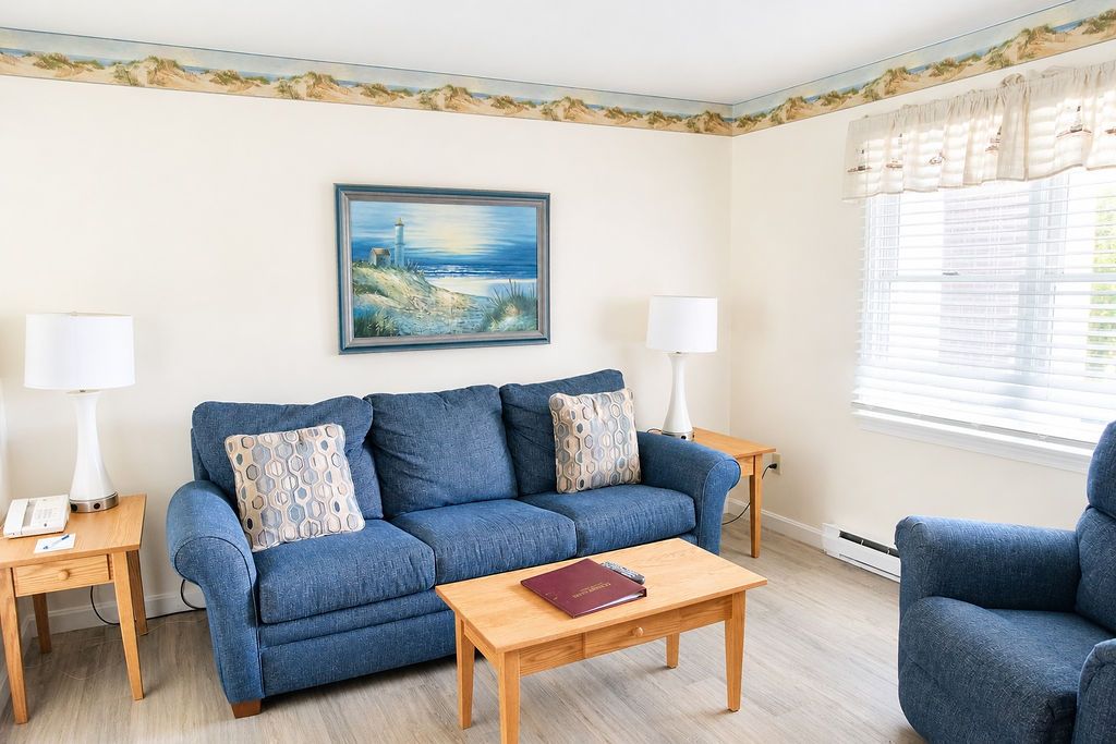 Elmwood Resort Hotel