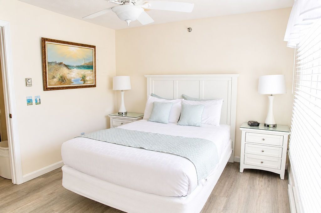 Elmwood Resort Hotel