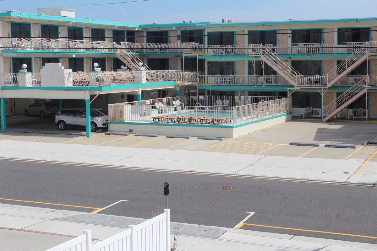Condor Motel