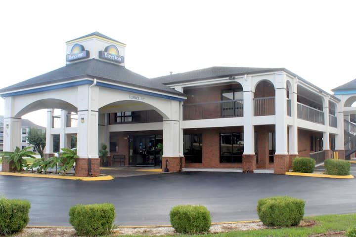 Days Inn