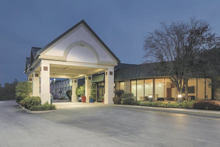 Ramada Beaver Falls