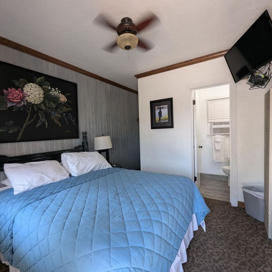 Squaw Valley Motel