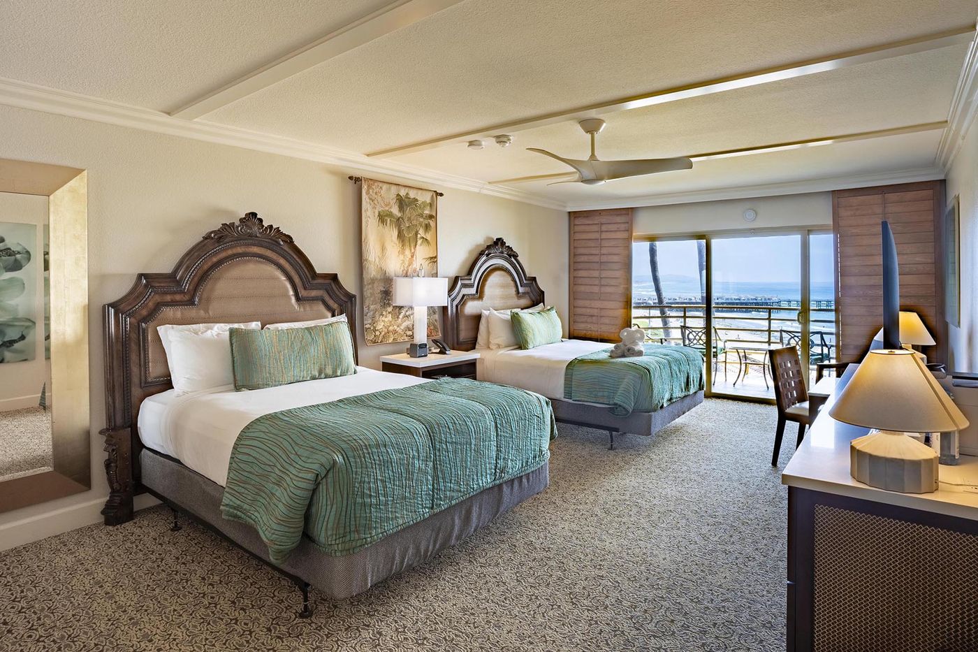 Pacific Terrace Hotel