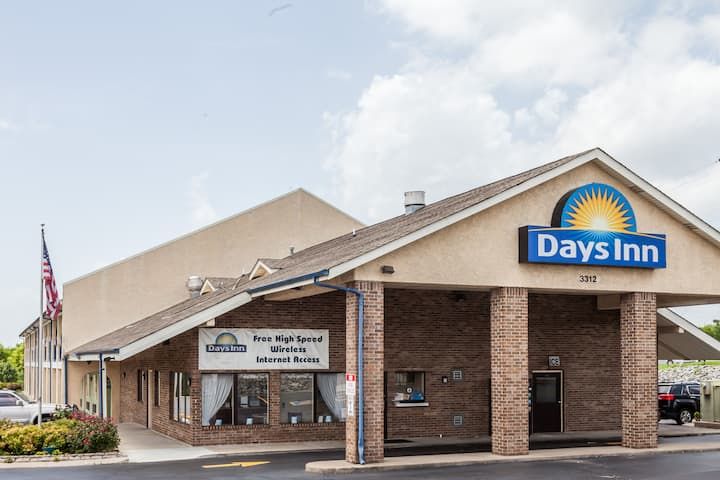 Days Inn North